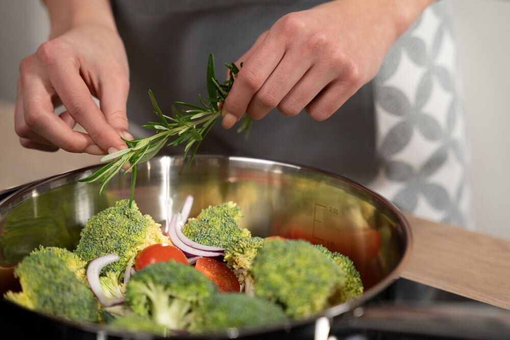 Zestaw garnków GÖTZE & JENSEN Denver CS701 (11 elementów) miarka wewnętrzna dozowanie