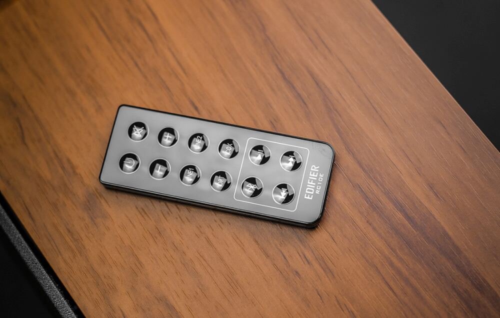 Głośniki EDIFIER R1280DB Brązowy sterowanie