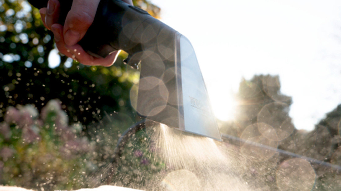 Odkurzacz KARCHER SE 3-18 Compact 1.081-506.0 Spryskiwanie odsysanie moc dysza spryskująco-odsysająca ssawka szczelinowa 