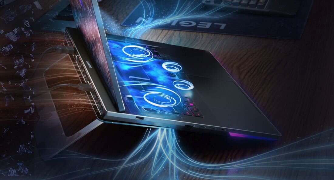 Wizualizacja systemu chłodzenia Legion Coldfront Vapor w laptopie gamingowym z niebieskimi efektami graficznymi - System chłodzenia Legion Coldfront Vapor 