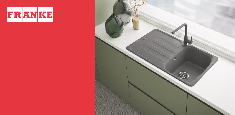 BATERIA KUCHENNA FRANKE LINA L PULL-OUT wizualizacja kuchnia blat zlewozmywak jasne wnętrze logo marka znak