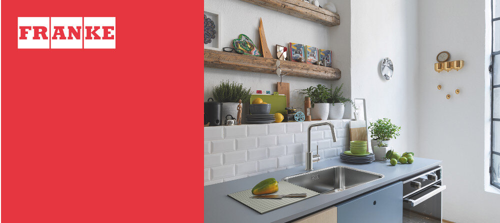 BATERIA KUCHENNA FRANKE LINA U PULL-OUT wizualizacja kuchnia blat zlewozmywak jasne wnętrze logo marka znak