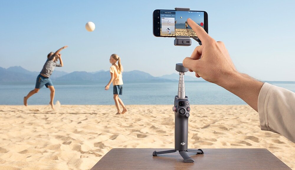 Gimbal DJI Osmo Mobile 7P nagrywanie na plaży