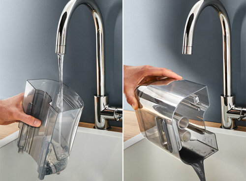 Podział na dwie części: napełnianie zbiornika wodą z kranu; Wylewanie do zlewu brudnej wody ze zbiornika.