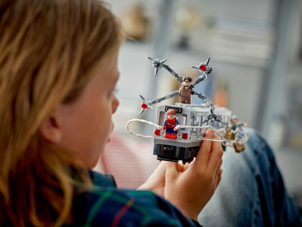 LEGO 76321 Marvel Spider-Man kontra Doc Ock — scena w metrze  elementy opis konstrukcji wiek
