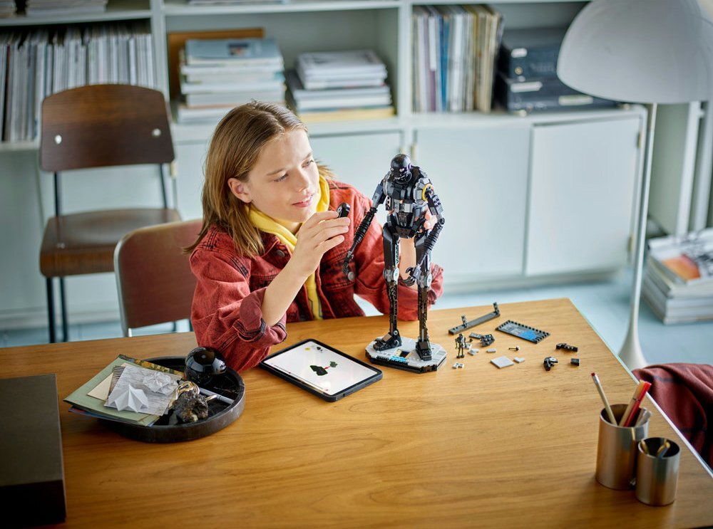 LEGO 75434 Star Wars Droid strażniczy K-2SO zdolności manualne rozwój dziecka koordynacja umiejętności wyobraźnia 
  