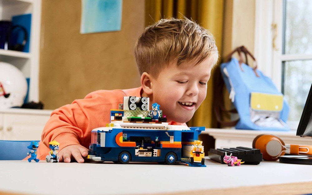 LEGO 77006 Sonic the Hedgehog Sonic i pojazd do zadań specjalnych   kv lifestyle początek opisu sekcja nagłówkowa