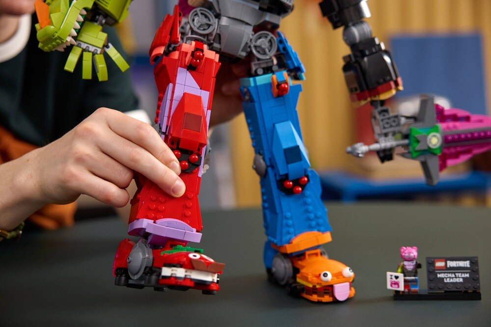 LEGO 77078 Fortnite Dowódca Drużyny Mechów 45 cm wysokości