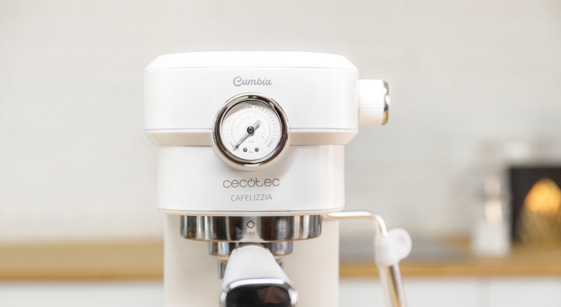 Ekspres CECOTEC Cafelizzia 790 Pro Bialy niewielki rozmiar kompaktowe wymiary