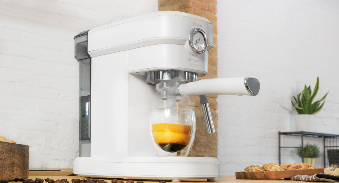 Ekspres CECOTEC Cafelizzia 790 Pro Bialy prosta i intuicyjna obsluga