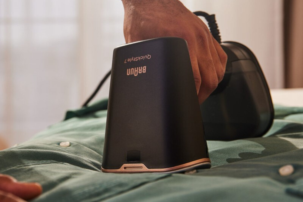 Parownica do ubrań (Steamer) BRAUN GS7077BK Technologia Dual FreeGlide 3D zaokrąglone krawędzienie manewrowanie 360°