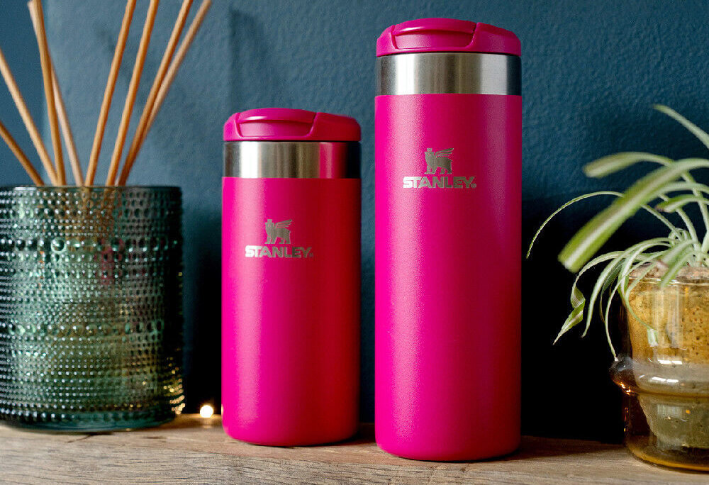 Kubek termiczny STANLEY AeroLight Kremowy 600 ml Codzienne dojazdy bez stresu ulubiony napój w odpowiedniej temperaturze ciepłe do 4 godzin zimne do 6 godzin