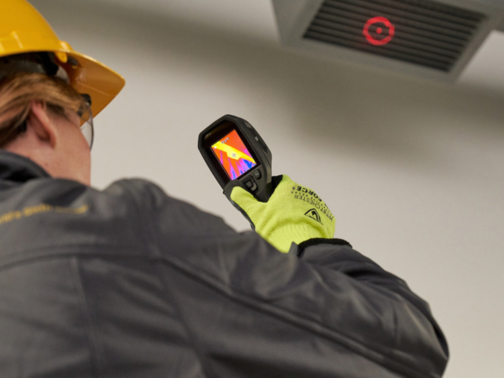 FLIR TG298 wskaźnik laserowy bullseye FLIR TG298 okrągły obszar pomiaru 30:1 odległości do plamki Laser klasy 1 minimalnej ostrości 0,3 m - sprawdzanie wentylacji kamerą