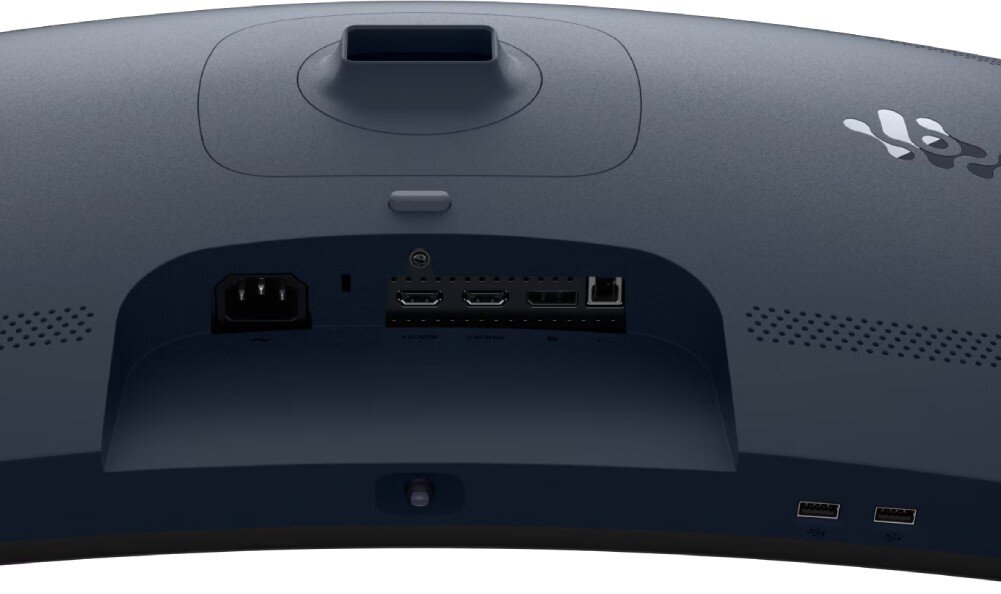 Monitor DELL Alienware AW3425DWM Zbliżenie na tylny panel obudowy monitora ukazujące zestaw portów, w tym gniazdo zasilania, dwa wejścia HDMI, złącze DisplayPort oraz port USB typu B