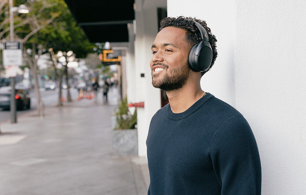 Słuchawki nauszne EDIFIER W830NB wygoda uzytkowanie nauszniki miekkosc imitacja skory proteinowa