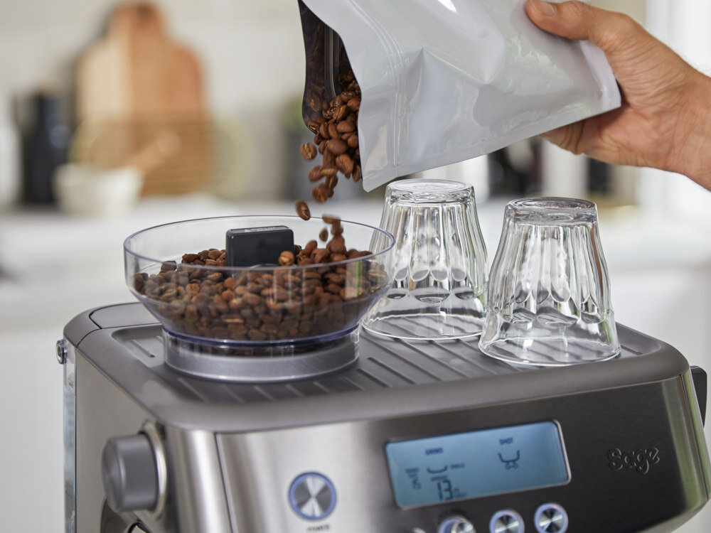 Ekspres SAGE Barista Pro SES878BTR Wbudowany stożkowy młynek żarnowy funkcja kontroli mielenia