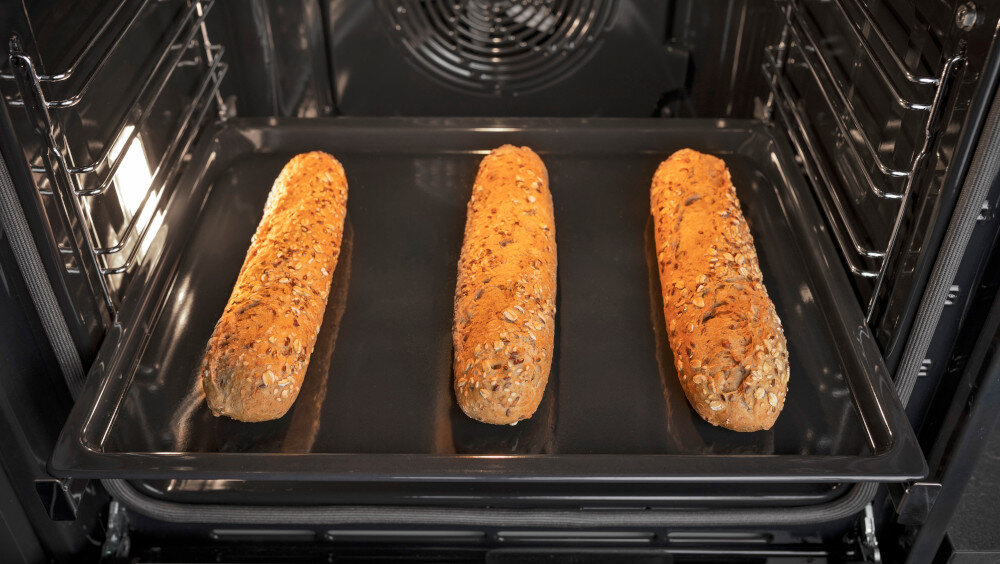 PIEKARNIK HISENSE BSA66334PG Even Bake Równomierne pieczenie zaokrąglona konstrukcja