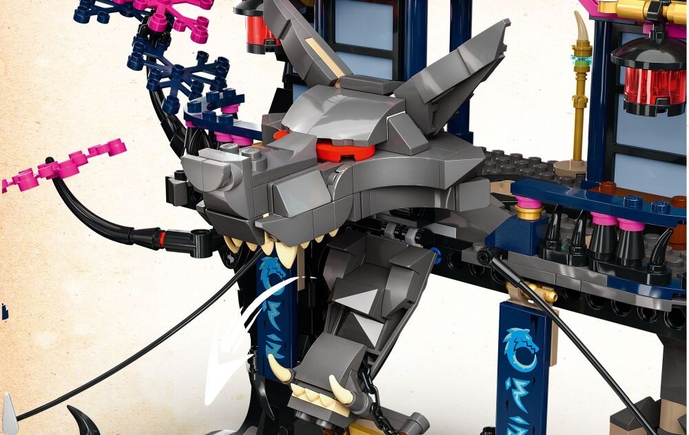 LEGO 71813 NINJAGO Dojo cienia Wilczej Maski sekretne drzwi miecz głowa wilka i stojak na broń