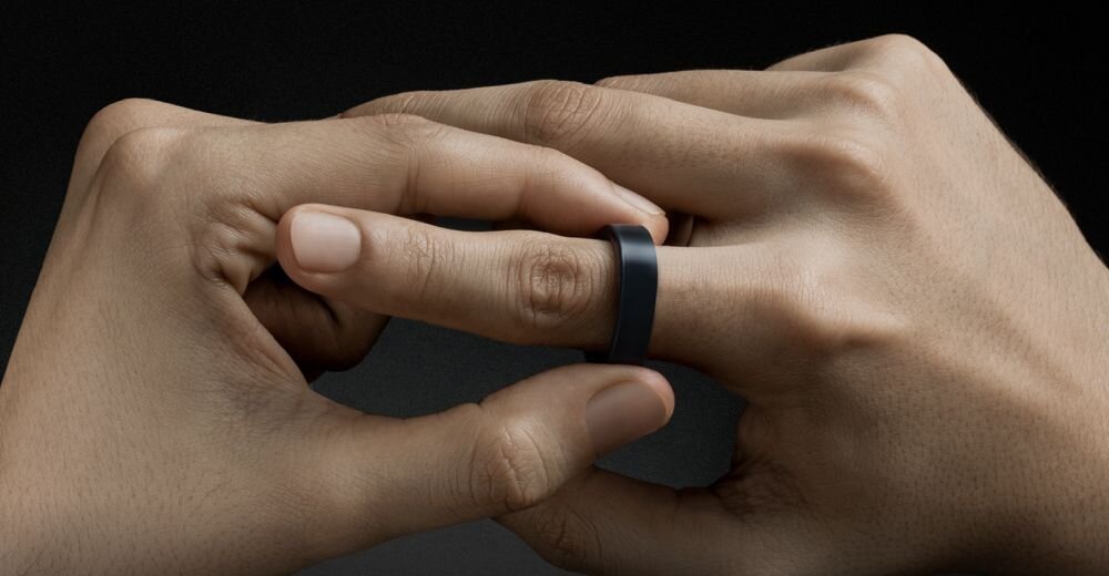 Smartring ULTRAHUMAN Ring Air wypoczynek sen ring air monitorowanie wskazniki efektywnosc temperatura ciala spokoj sen tetno regeneracja fazy snu