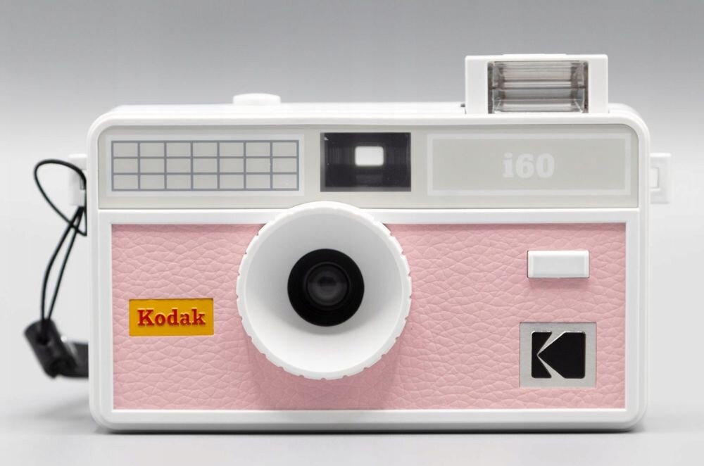 KODAK i60 aparat analogowy front klasyczny wygląd beżowo-szara obudowa