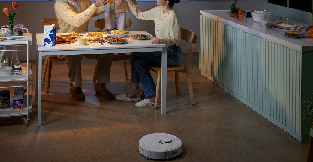 Robot sprzątający ROBOROCK Q-Revo regulacja doplyw wody