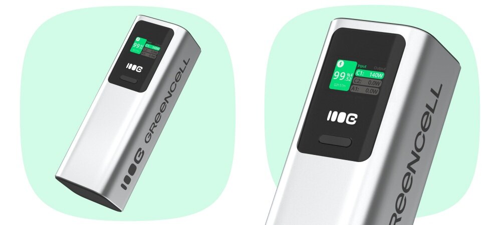 GREENCELL PowerPlay Ultra Wyświetlacz LCD poziom naładowania, bieżące zużycie energii, temperaturę, liczbę cykli i realną pojemność - zblizenie na powerbank