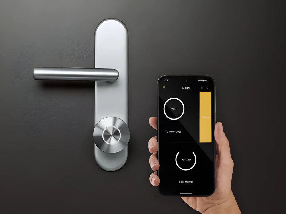 Zamek NUKI Smart Lock Ultra, aplikacja, smartfon, kody, dziennik, Obsługa zamka za pomocą aplikacji w smartfonie.