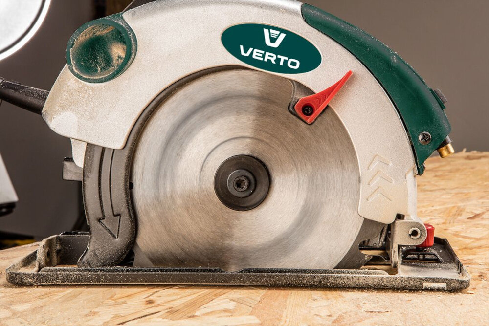 Pilarka tarczowa VERTO 52G684 tarcza tnąca średnica 185 mm średnica otworu 20 mm niewielka masa waga 3,5 kg