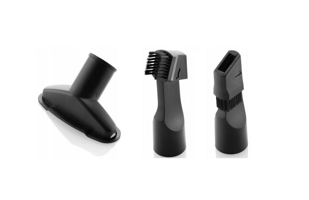 Na obrazie widoczne są trzy czarne końcówki do odkurzacza. Każda z nich ma inny kształt i funkcję, w tym jedna z włosiem.