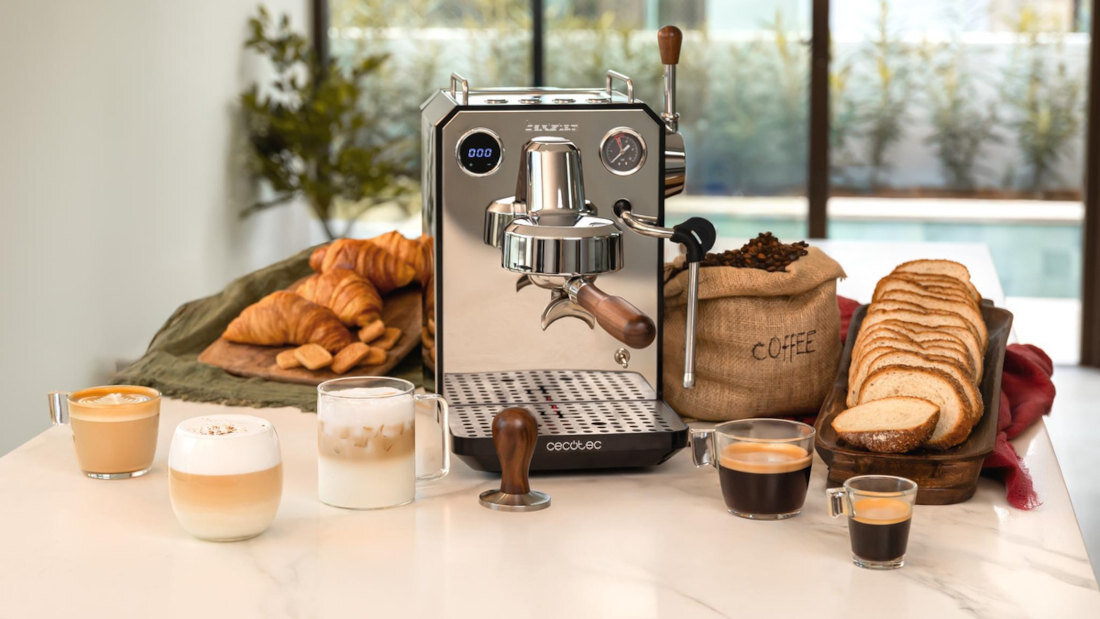 Ekspres CECOTEC Baristeo Intima wygląd design tło prezentacja wizualizacja Kawa zawsze, gdy potrzebujesz