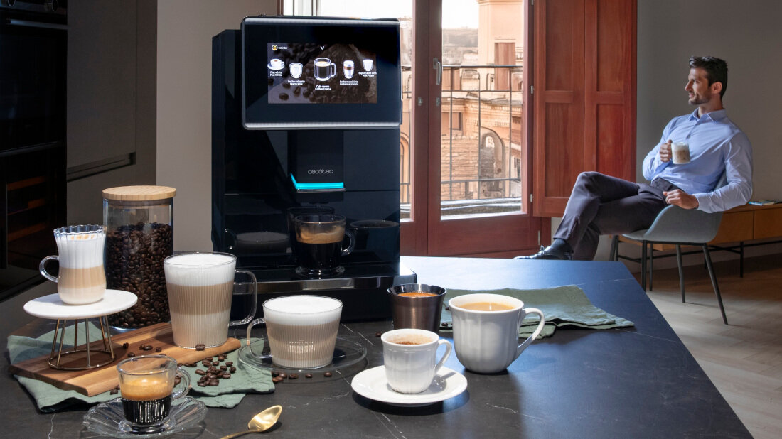 Ekspres CECOTEC Cremmaet Touch OCS Kawa w zasięgu ręki wygląd design prezentacja wizualizacja