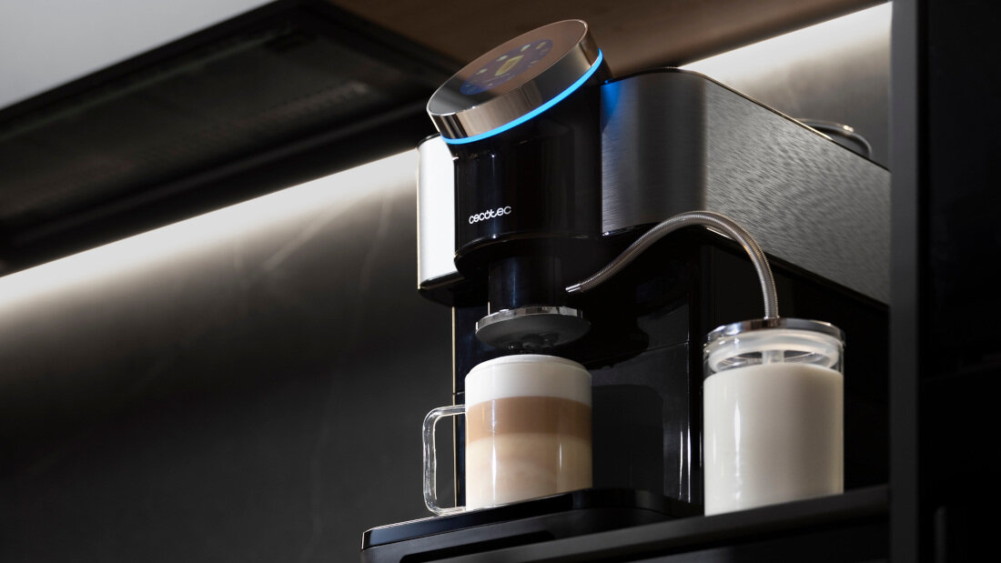 Ekspres CECOTEC Cremmaet Spin Kremowa pianka System spieniania mleka  latte czy cappuccino konsystencja