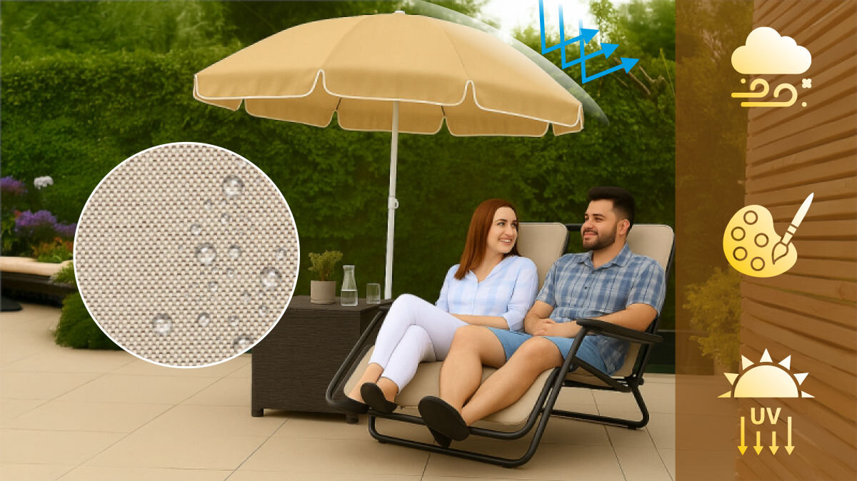 Parasol plażowo-ogrodowy BLACK FOREST L-0707 160 cm Beżowy, cień, schronienie, słońce, komfort, para siedzi w ogrodzie, obok parasolka i logotypy zalet parasola
