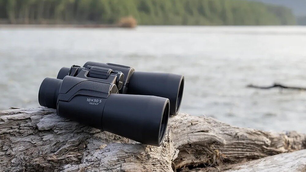 Lornetka OM System (Olympus) 10x50 S szerokie pole widzenia teren sport