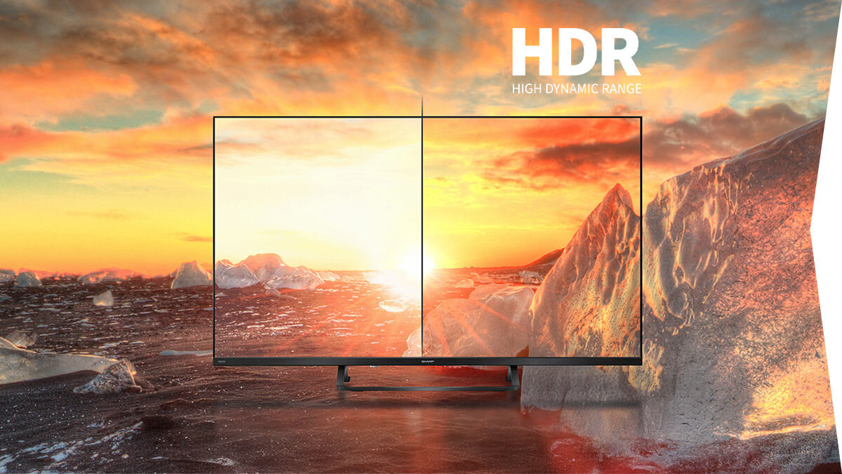 Telewizor SHARP 32HF3865E HDR10 kontrast realizm obrazu, telewizor od frontu  z wyświetlonym obrazem w trybie HRD oraz bez