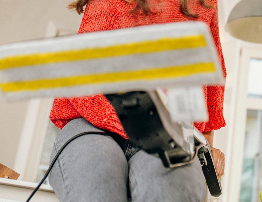 Mop parowy KARCHER KST 2 Upright 1.513-590.0 higiena gorąca para twarde posadzki drewniane para wodna bakterie czas nagrzewania sprzątanie moc