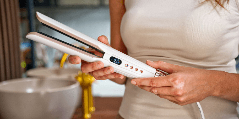 Aeroprostownica SENCOR Artemiss SHI 9100RS Kompaktowa i praktyczna wymiary 1,8-metrowy kabel stylizacja