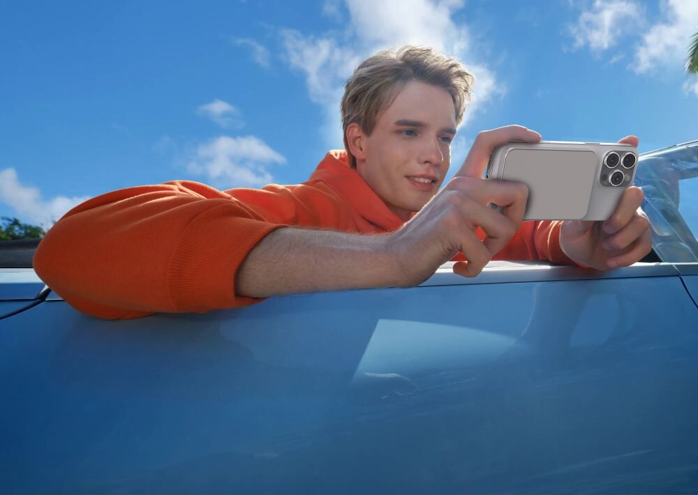 CELLLINE MagSafe USB-C wejścia, jak i wyjścia kabel USB-C do USB-C 30 cm szybkie ładowanie powerbank przyczepiony do telefonu