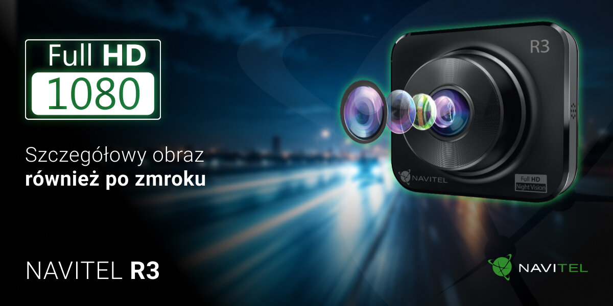 NAVITEL R3 sensor GC2053 (night vision) obiektywem z czterowarstwowego szkła podczas wieczornych przejazdów NAVITEL R3 - Kamera samochodowa z rozłożonymi soczewkami obiektywu na tle rozmytego, nocnego krajobrazu miejskiego