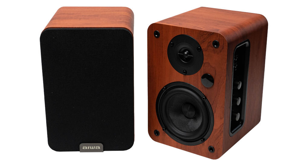 Kolumny głośnikowe AIWA ASP-A200 zestaw z kablami HDMI, RCA, optycznym, podkładki silikonowe, szybka instalacja, kolumny na białym tle po skosie
