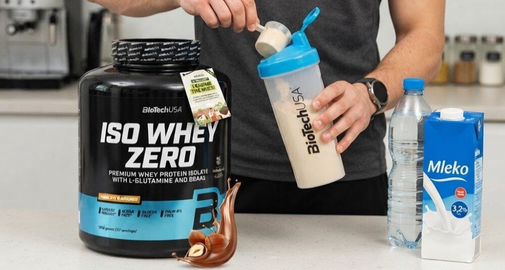 Odżywka białkowa BIOTECH Iso Whey Zero Orzch laskowy (1816 g) Bez cukru