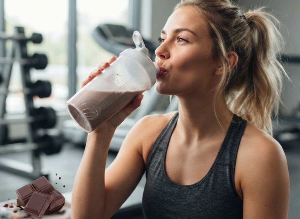 Odżywka białkowa BIOTECH Iso Whey Zero Ciemna czekolada (1816 g) Bez cukru