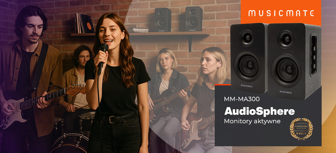 Monitory aktywne MUSICMATE MM-MA300 AudioSphere czyste dynamiczne brzmienie moc 80W, kapela grająca koncert, osoba trzymająca mikrofon w ręku