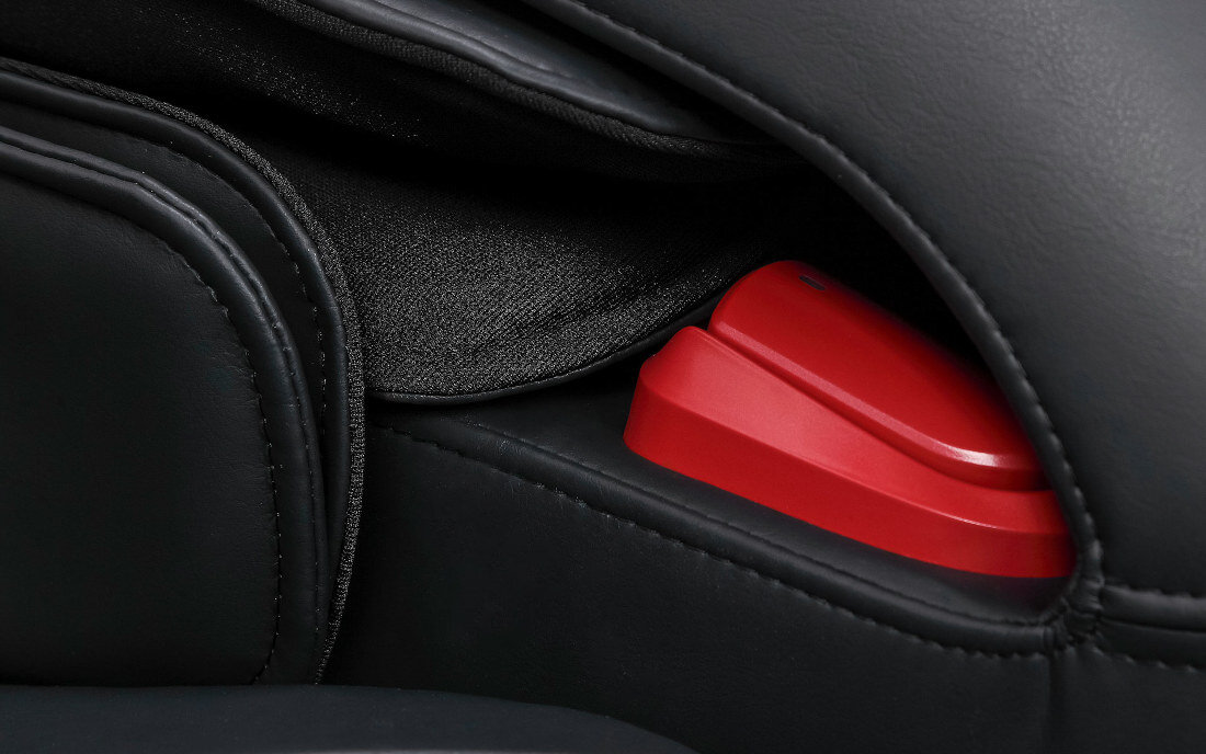 Fotel masujący IREST Dual Core V8 Beżowy AI Health Detection dwa czujniki system Health Detection 3 wskaźniki ludzkiego zdrowia poziom natlenienia, tętno i stan mikrokrążenia