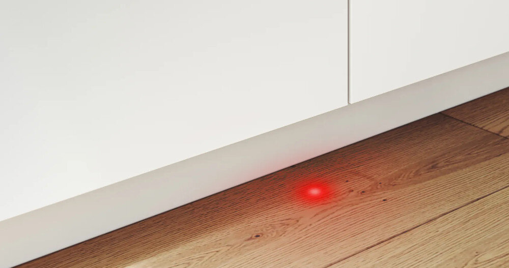 Zmywarka BOSCH SMV4HVX02E dioda informacja światło czerwone punktowe stan pracy mycie