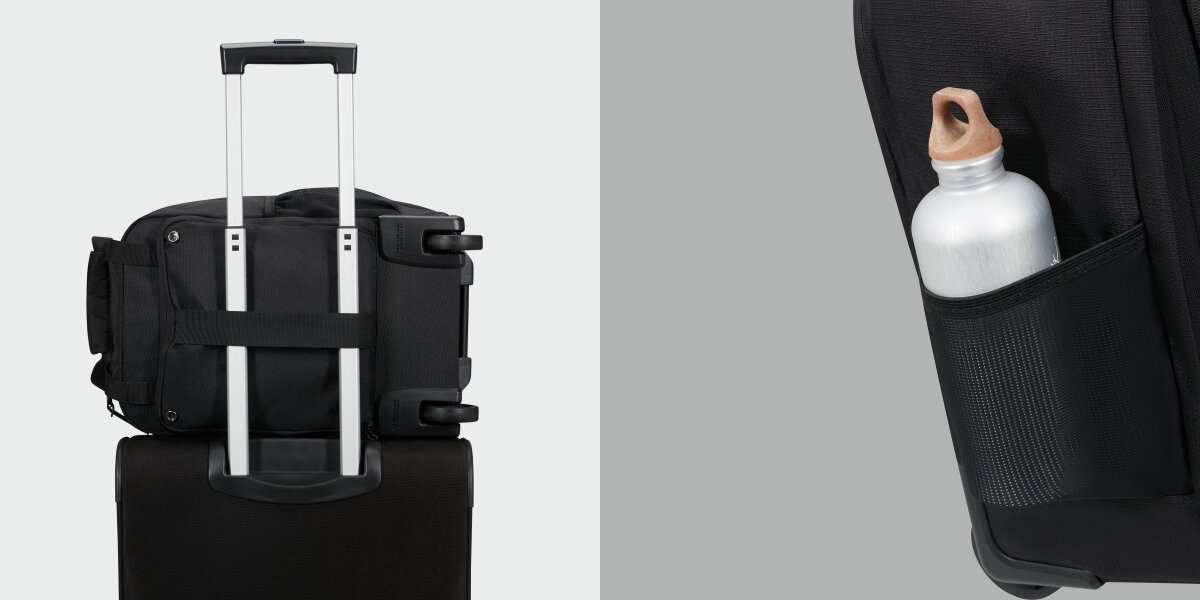 Z lewej strony plecak na kółkach nasunięty na uchwyt walizki (smart sleeve), z prawej zbliżenie na boczną, siatkową kieszeń na butelkę.