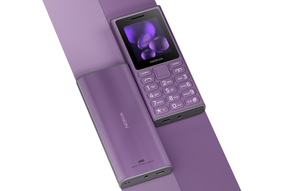 Telefon NOKIA 105 DualSim leży na kolorowym tle