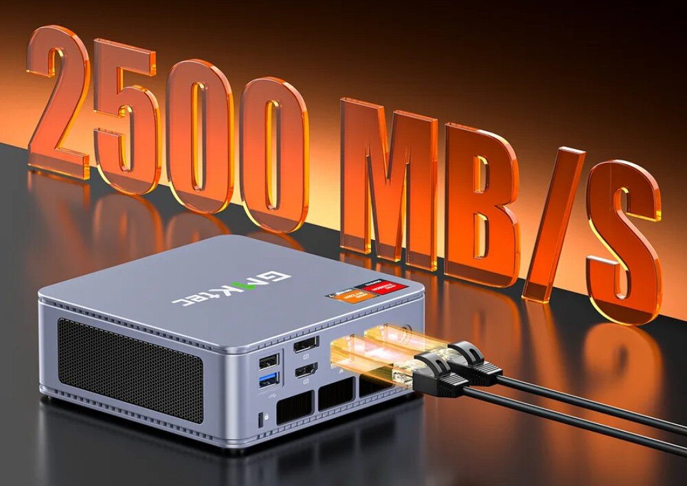 Komputer GMKTEC K6 Komputer podłączony dwoma przewodami sieciowymi z dużym napisem '2500 MB/S' w tle, pokazujący możliwości transmisji danych przez port LAN, łączność, Wi-Fi, Bluetooth, LAN