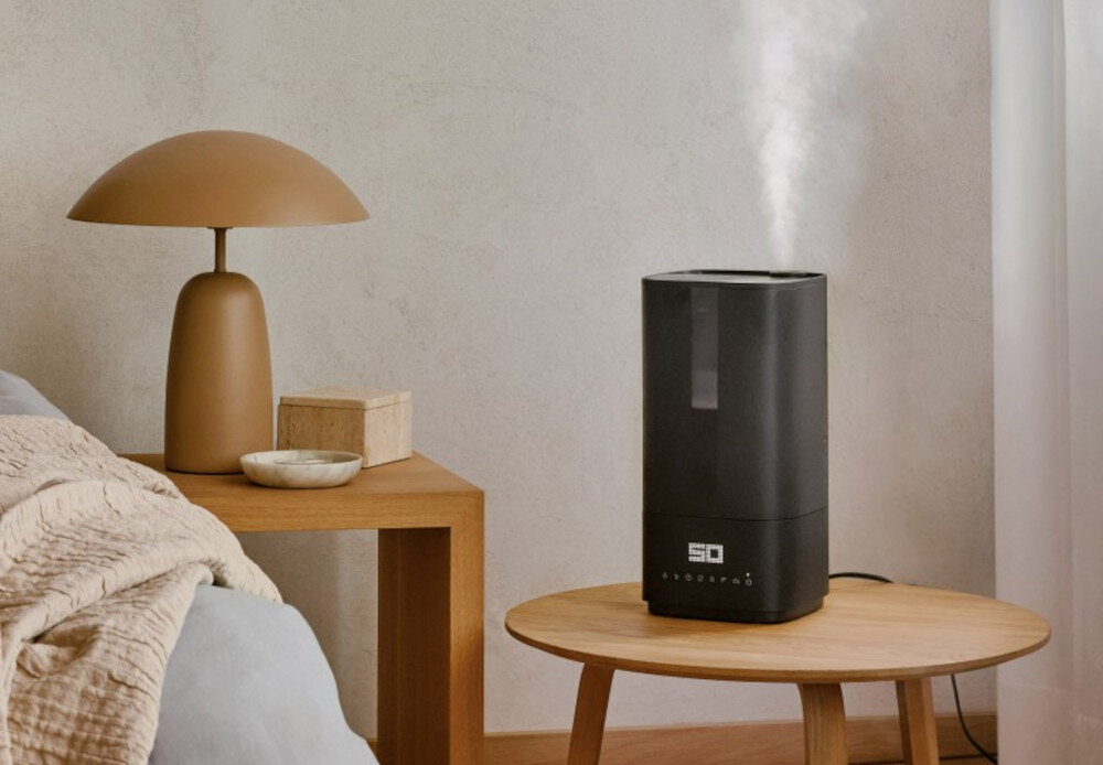 Nawilżacz ultradźwiękowy STADLER FORM Oliwier Czarny Precyzyjne kierowanie mgiełki Regulowany wylot dostosowanie wypoczynek potrzeby