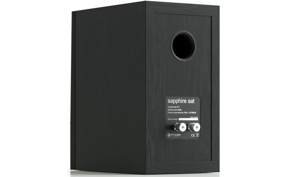 Kolumna głośnikowa PYLON AUDIO Sapphire sat z solidną obudową i ściętą ścianką, kolumna głośnikowa po skosie od tyłu na białym tle